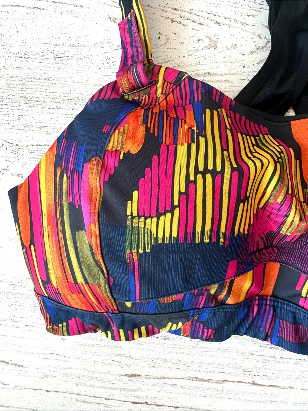 BROOKS Moving Comfort Juno Sports Bra 36C Running Athletic Colorful Workout